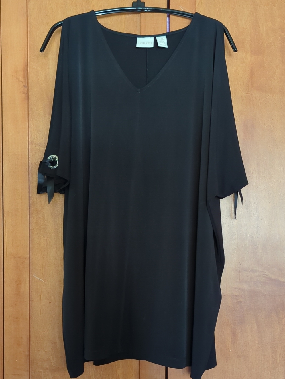 Chico's Black V-Neck Tunic with Grommet Tie Detail Small Medium